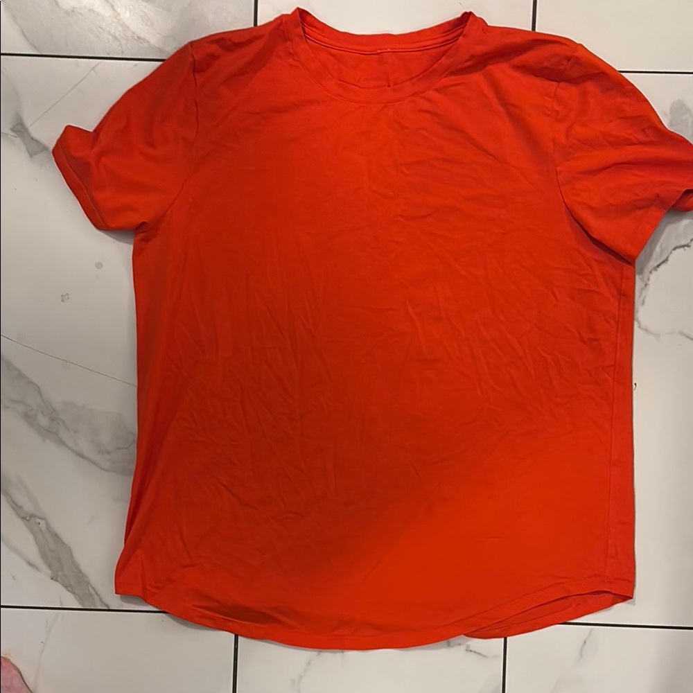 Lululemon Athletica Red Short Sleeve Tee